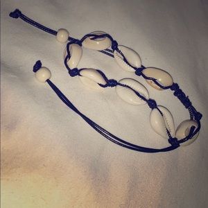Adjustable shell bracelet/anklet